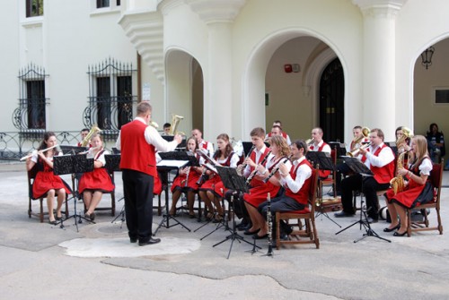 fanfare
