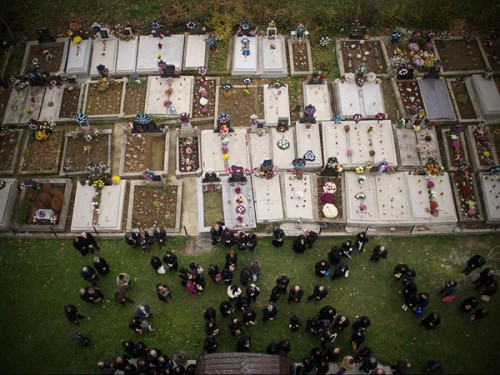 mourning-in-romania