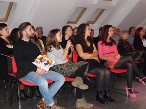 Moda1