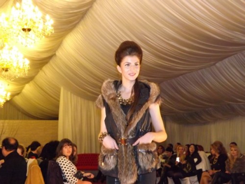 Moda1