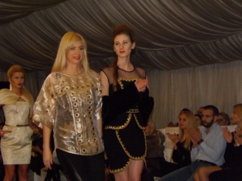 Moda16