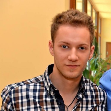 Adrian foldi