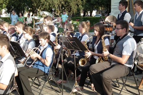 fanfare
