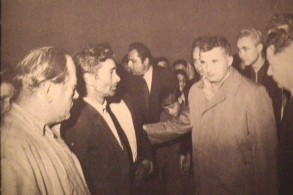 Ceausescu2