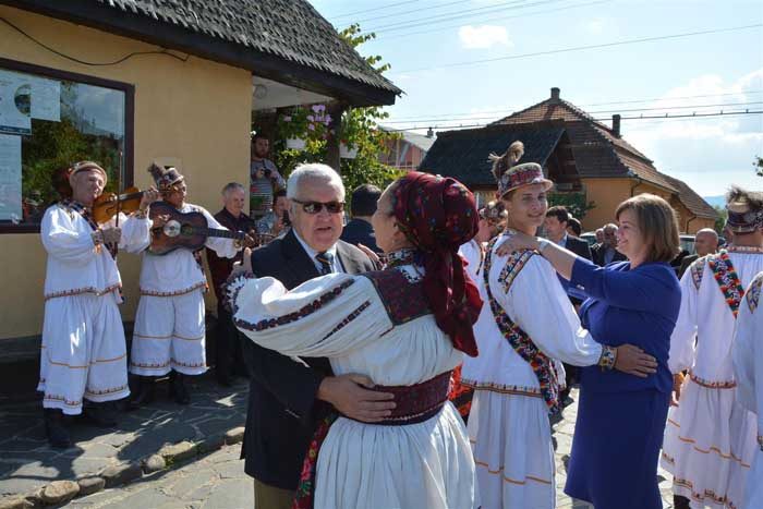 dant-la-muzeul-tarii-oasului-large