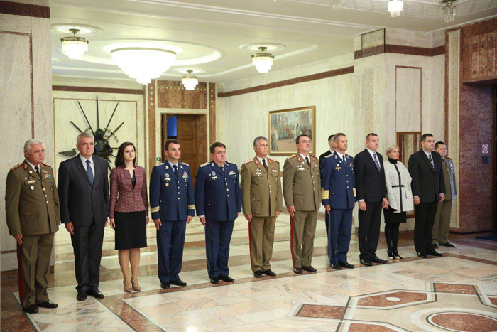 minister2