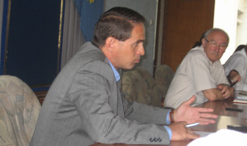 Viceprimarul Adrian Albu l-a criticat diplomatic pe prefectul Giurcă