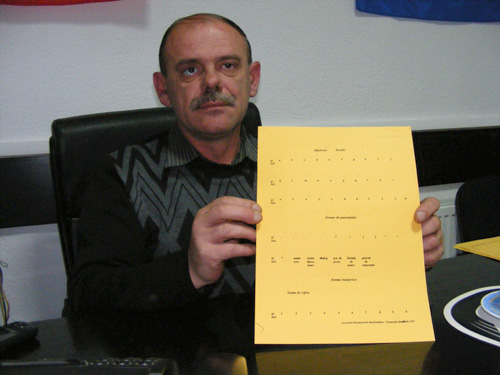 Nevăzătorii au o bibliotecă Braille la sediul Asociaţiei