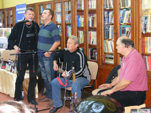 Cântece de şemineu, la Sala de lectură „Gheorghe Bulgăr”