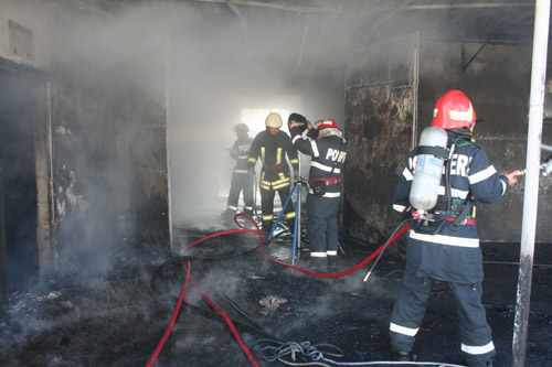 Incendiu provocat în prima zi de muncă