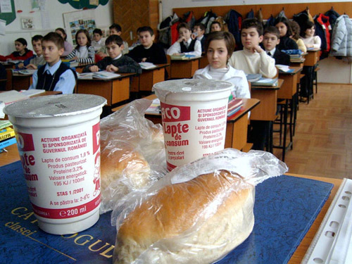 Lapte fără corn, pentru şcolarii şi preşcolarii din municipiu