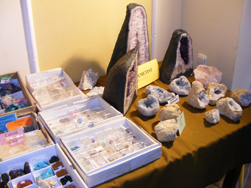 Expoziție de minerale, pietre semiprețioase, fosile și bijuterii la Hotel ”Astoria”