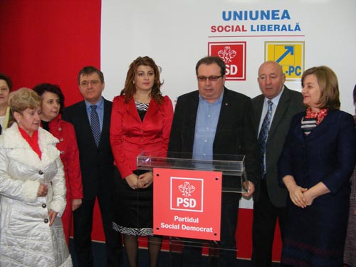 Social-democraţii sătmăreni şi-au sărbătorit colegele de partid