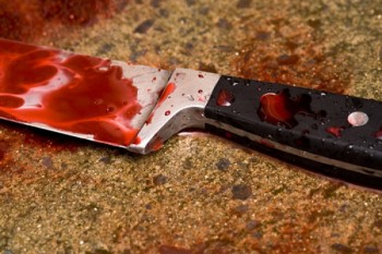 Un bărbat din Cheja şi-a tăiat gâtul cu un cuțit