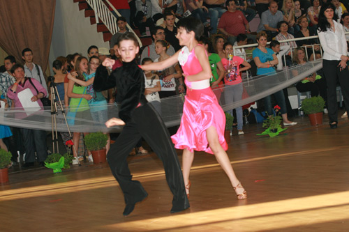 Succes deplin pentru dansatorii de la Royal Dance Club Satu Mare, la “Cupa Cujului”