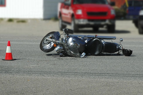O sătmăreancă a ajuns la spital după ce a căzut cu motocicleta