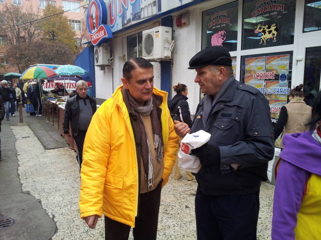 “Dacă ne faceţi centura, vă ţinem trei mandate în Guvern”