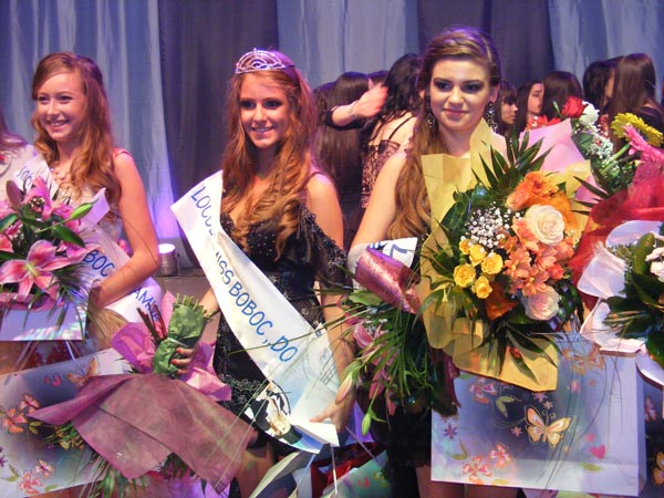 Mara Weiszenbacher este „Miss Boboc” Colegiul Naţional „Doamna Stanca” (galerie foto)