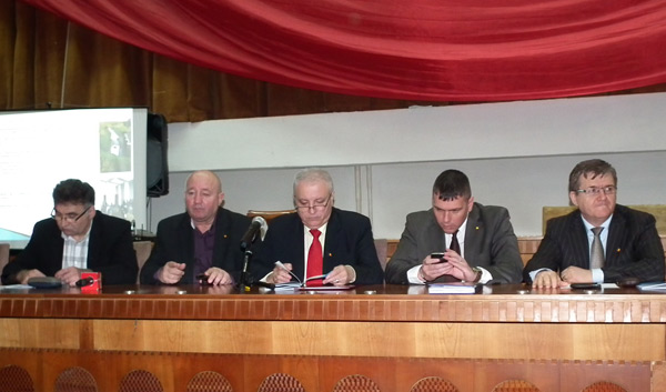 De săptămâna viitoare încep reparaţiile pe drumurile judeţene