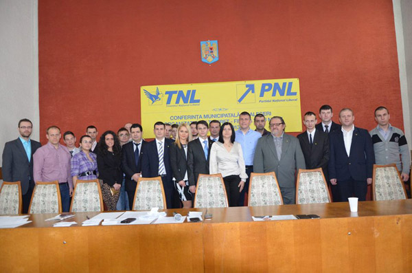 Robert Laszlo este noul preşedinte al Organizaţiei Municipale de Tineret PNL Satu Mare