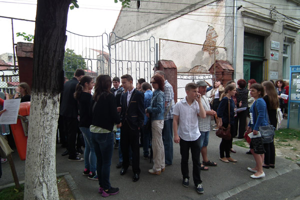 „Din durerile inimii” la examenul de română