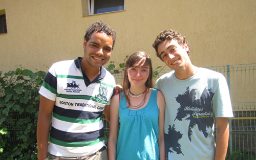 Trei francezi, într-un stagiu umanitar la Asociaţia STEA