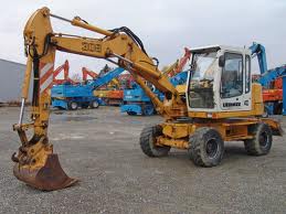 Excavator furat din Austria, găsit în judeţul Satu Mare