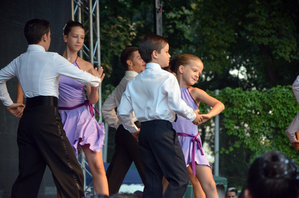“August Fest” a continuat în paşi de dans
