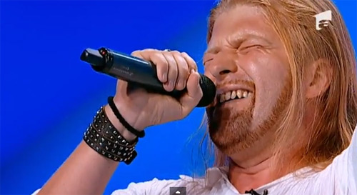 Încă un sătmărean impresionează juriul XFactor (video) Încă un sătmărean impresionează juriul XFactor (video)