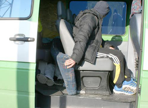 Un minor a încercat să iasă ilegal din România