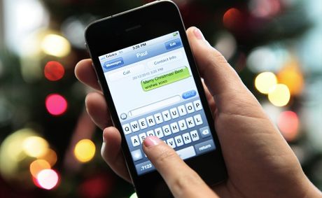 Vezi cele mai frumoase SMS-uri de Crăciun