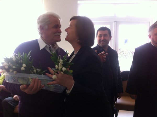Un consultant german ajută Primăria Negrești Oaș pentru a îmbunătăți nivelului de trai al vârstnicilor