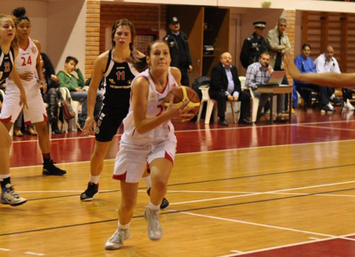 Eniko Laza declarată cea mai bună jucătoare a etapei a XXIII la baschet feminin