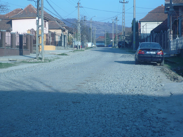 Lucrări de modernizare pe străzile din Negreşti-Oaş (foto)