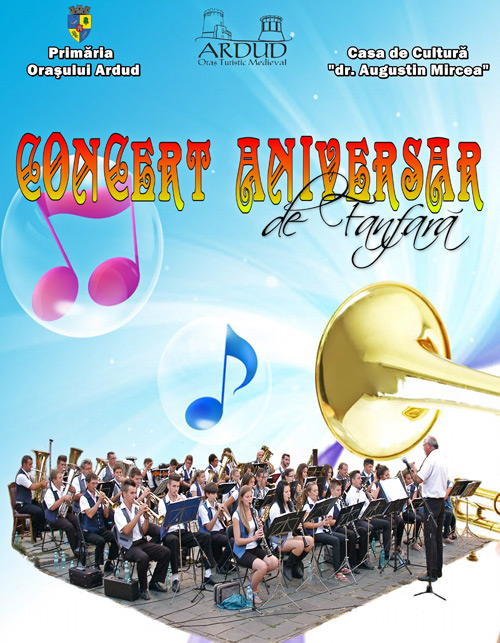 Concert de fanfară în curtea Cetăţii din Ardud