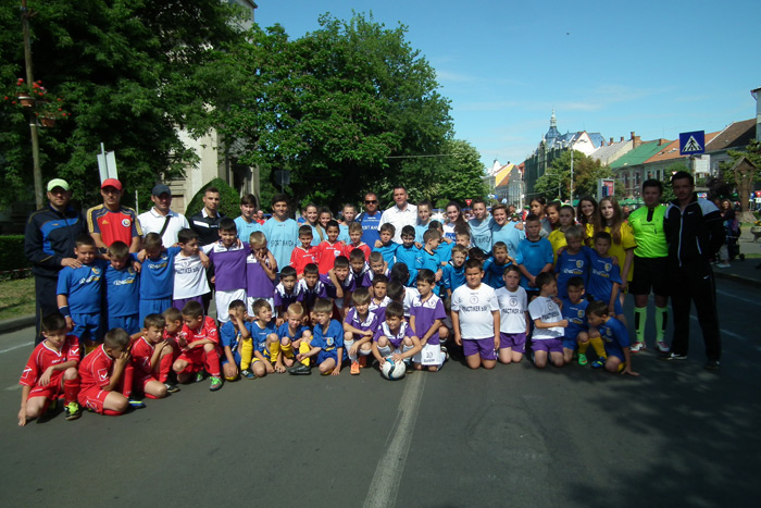 Campionat de minifotbal organizat cu ocazia „Zilelor Judeţului Satu Mare”