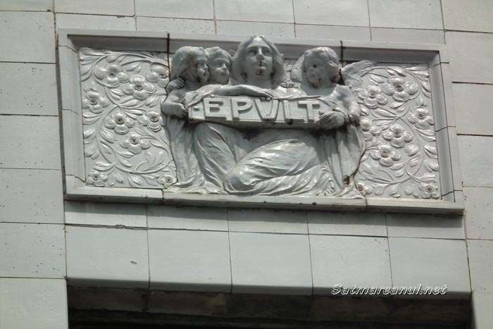 „Bijuteriile” de pe clădirile Sătmarului (galerie foto)