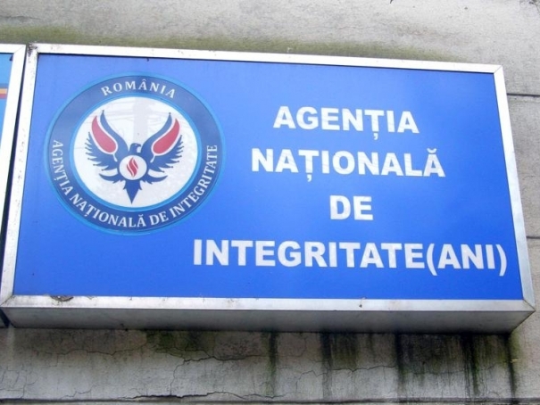 Viceprimarul din Medieșu Aurit, declarat incompatibil de ANI