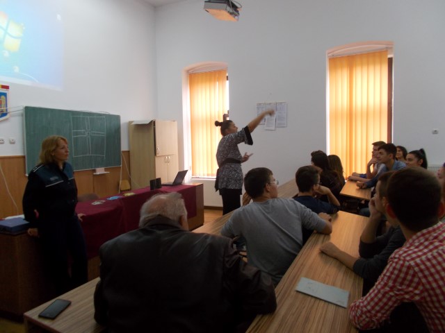 Activitățile dedicate „Săptămânii prevenirii criminalității”, continuă în școlile din Satu Mare