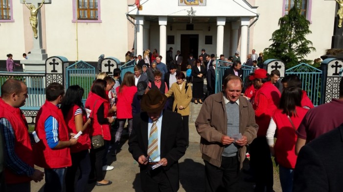 Staff-ul de campanie PSD îndeamnă cetăţenii din Pomi, Lipău şi Păuleşti să voteze Victor Ponta la alegerile prezidenţiale