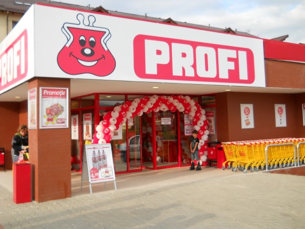 Profi deschide un supermarket în Negrești-Oaș
