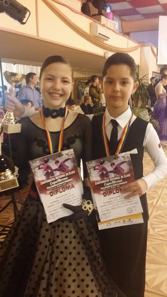 Ciprian Marița și Oana Bumba, vicecampioni naționali la dans sportiv