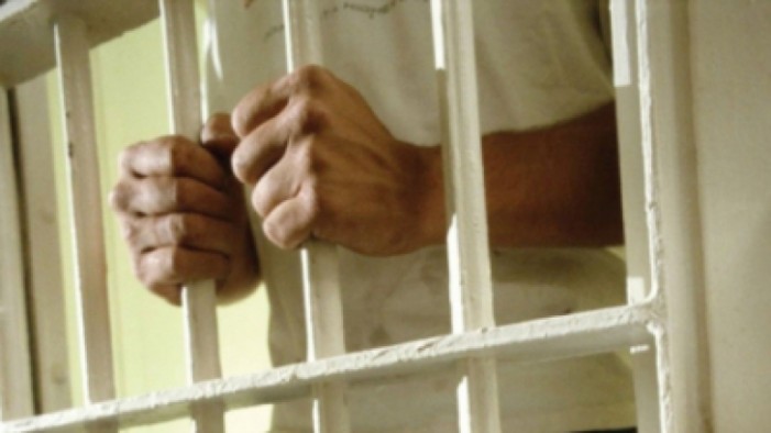 Bărbat acuzat că a furat şi vândut în străinătate tezaure dacice, condamnat la opt ani de închisoare