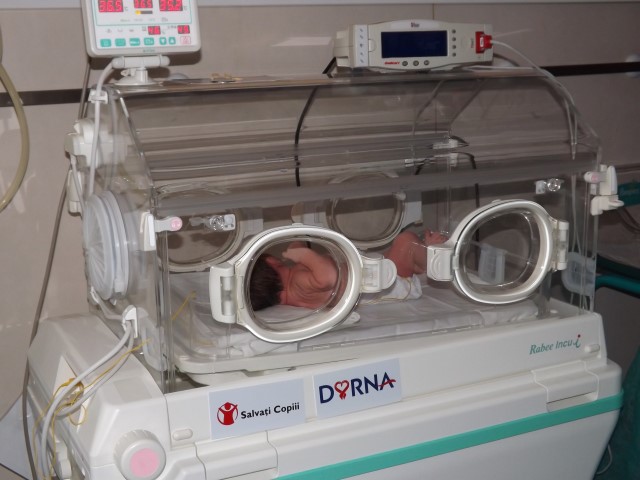 Incubator nou pentru Maternitatea Spitalului Județean Satu Mare