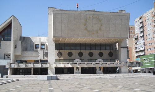 TSD Satu Mare oferă bilete gratuite micilor iubitori de teatru