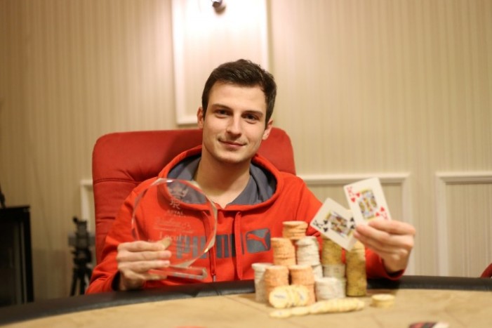 Sătmăreanul Vlad Darie, câștigătorul PokerFest Cluj, decembrie 2014
