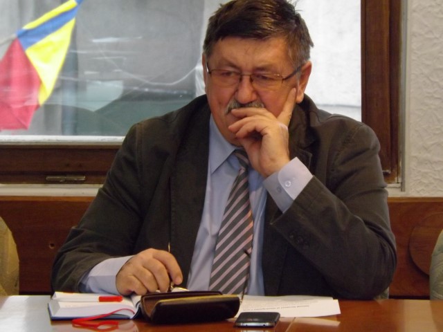 Eugen Kovacs: „Programul lucrărilor de utilități poate fi anunțat pe Facebook”