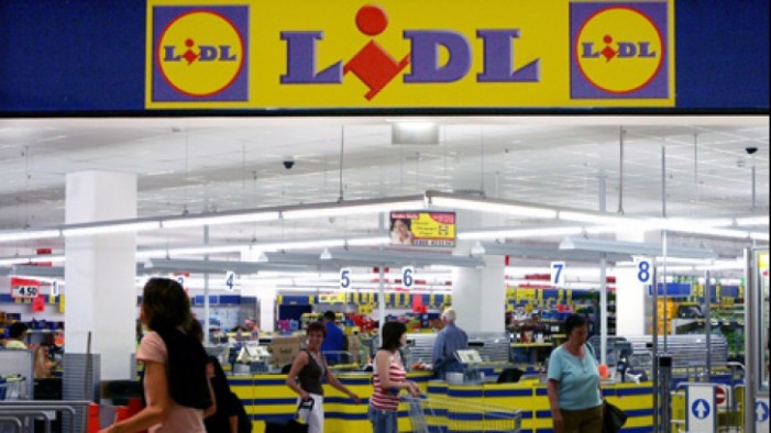Lidl va deschide zece magazine în 2015