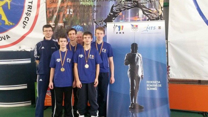 CS Satu Mare a câștigat Campionatul Național de spadă juniori, proba masculină pe echipe