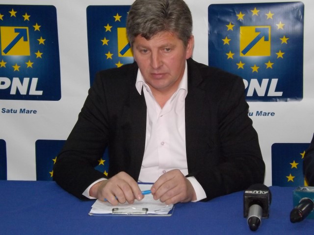 Dinu Birtoc: „În primăria Călineşti-Oaş se tace în continuare”